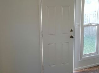 720 SW L St APT A, Grants Pass, OR 97526