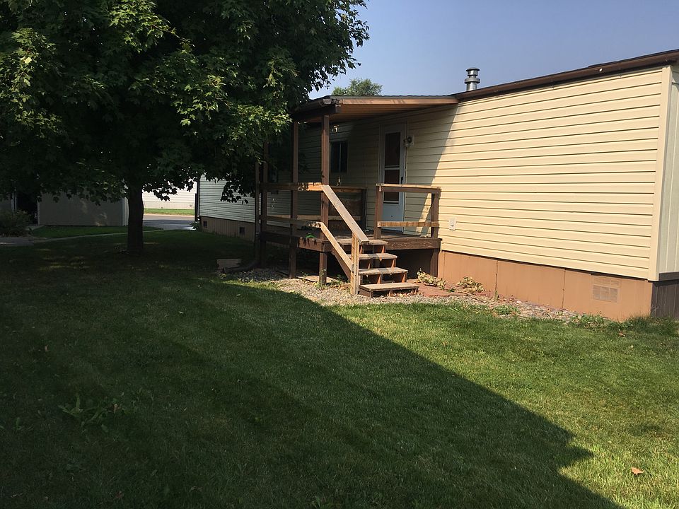 Back yard/ porch