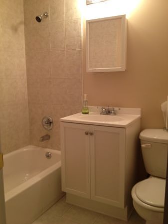 1st image of 3153 Victory Blvd