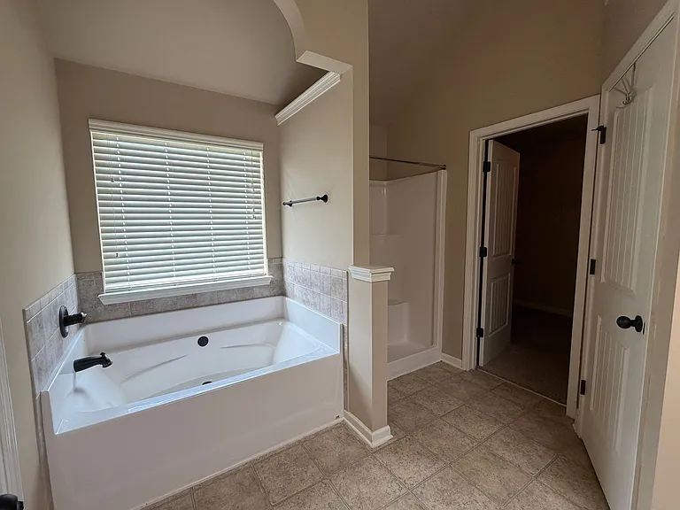 3012 Burgess St — Photo 18
