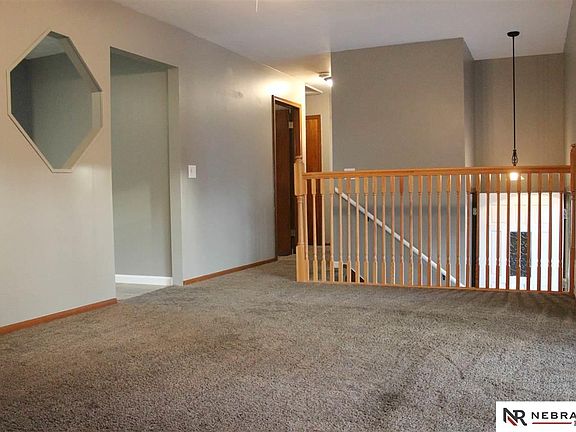 3rd image of 7105 Sun Valley Dr