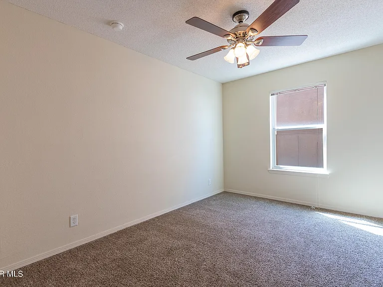 3717 Hubble Dr — Photo 16