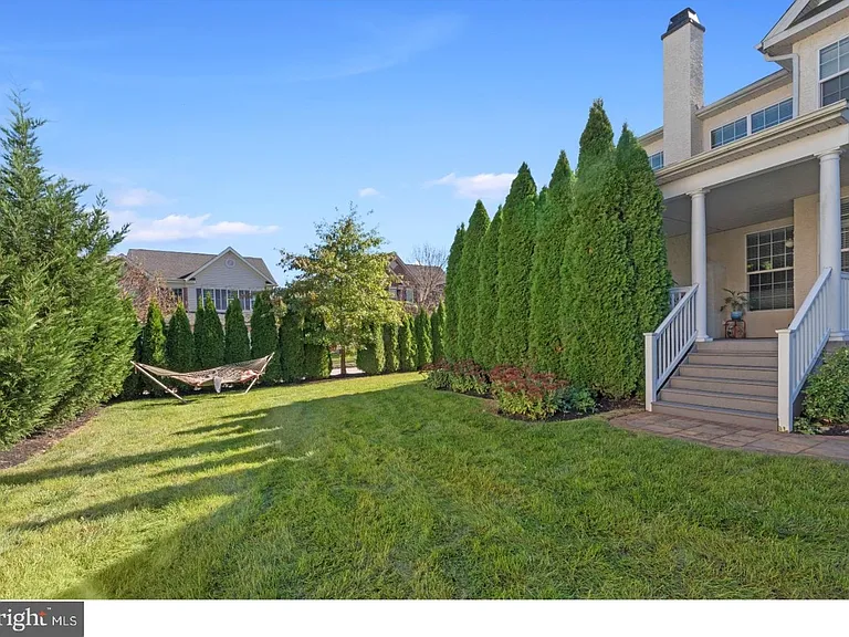 1 Sparrow Ct — Photo 4