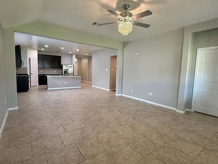3042 Specklebelly Dr — Photo 6