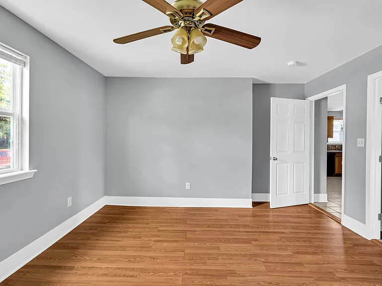 5151 Saint Anthony Ave — Photo 9