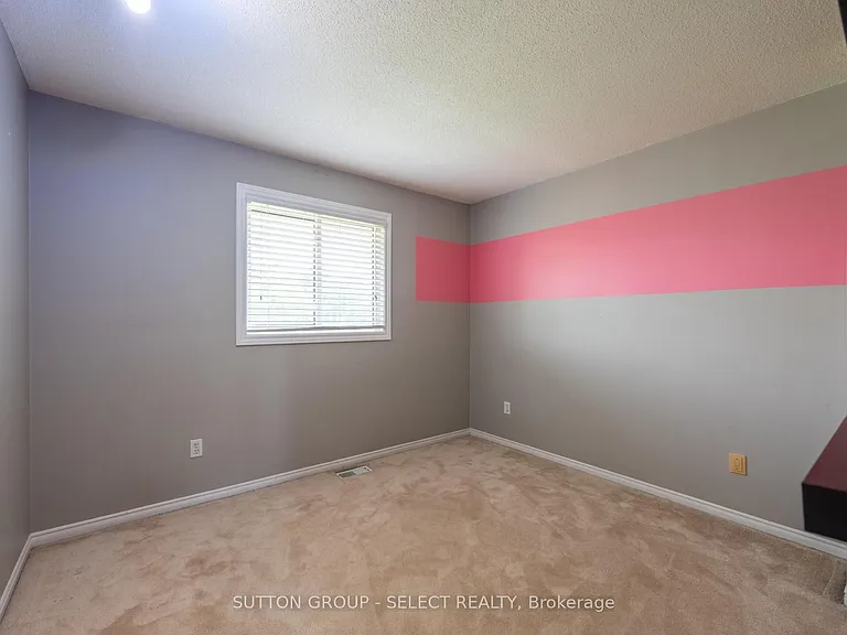 1144 Aldersbrook Rd — Photo 15