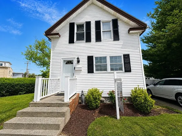 8 Essex St, Swampscott, MA 01907