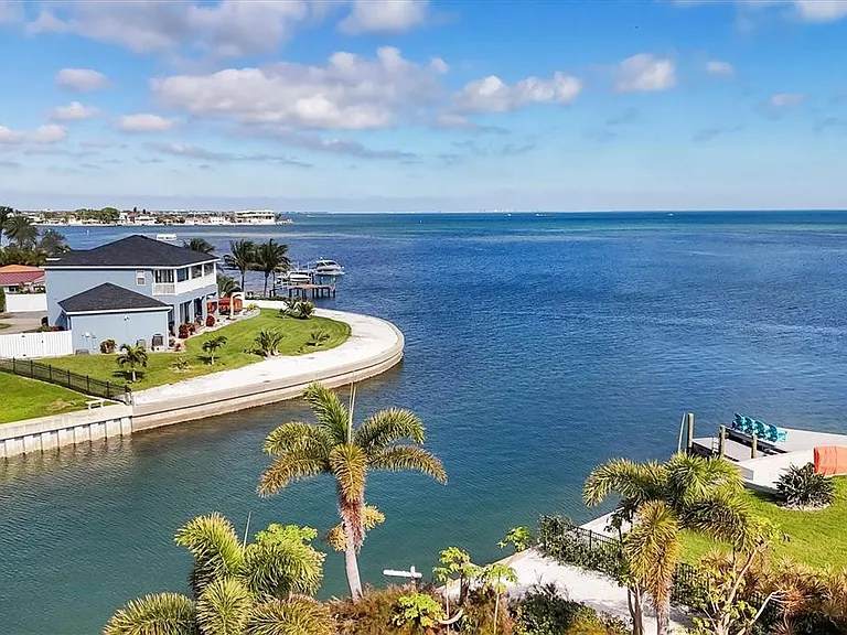 3601 Coquina Key Dr SE — Photo 56
