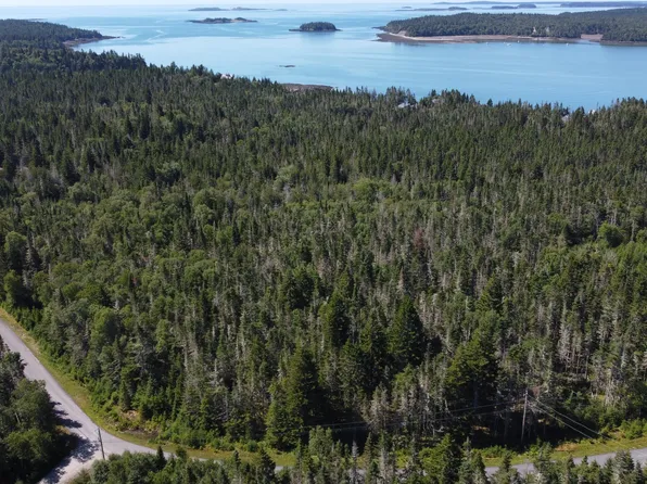 26 Yoho Head Road, Machiasport, ME 04655