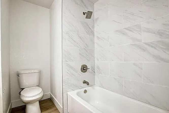 7001 Lynnetree Way — Photo 18