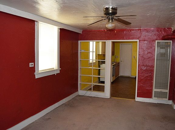 4th image of 203 Stillwell Ave APT 3
