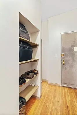 Rented by Oxford Property Group | media 18