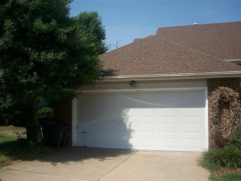 3859 N Pickwick Ave, Springfield, MO 65803 Zillow