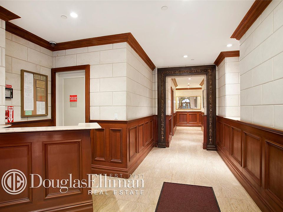 2nd image of 21-23 S William St #5B