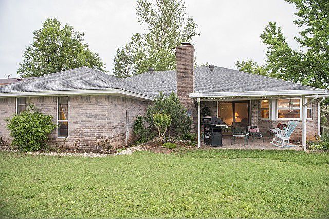 1st image of 1603 Sandalwood Dr