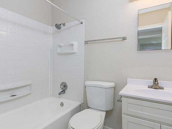 5th image of 7912 Olde English Rd #87
