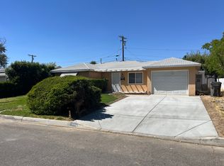 1121 W Milling St, Lancaster, CA 93534