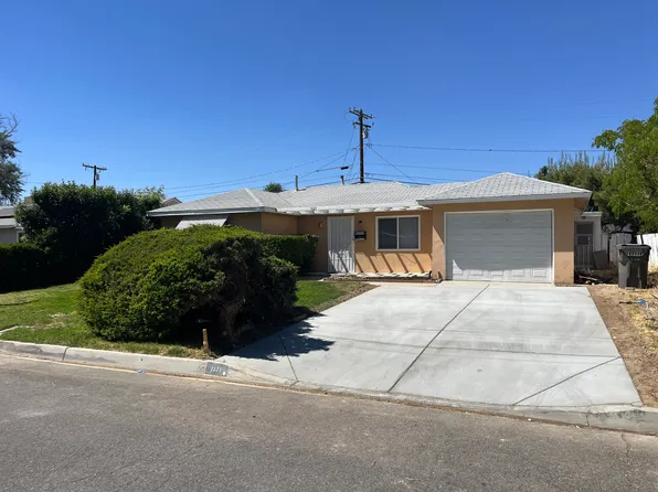 1121 W Milling St, Lancaster, CA 93534