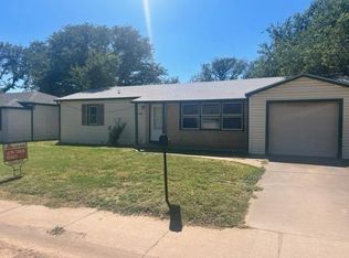 916 N Roosevelt Ave, Liberal, KS 67901