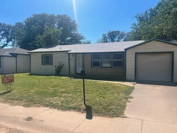 916 N Roosevelt Ave, Liberal, KS 67901