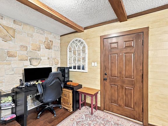 3rd image of 4634 Rendon Rd