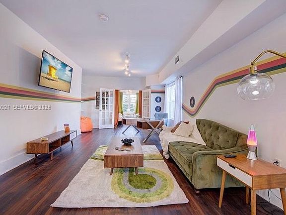 3rd image of 524 NW 35th St APT 4