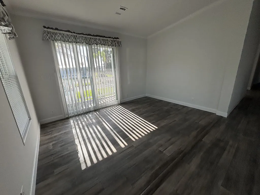 3 bed, 2.0 bath, 1459 sqft, $1,599 — Photo 4