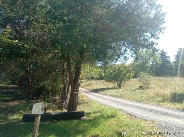 508 Forest View Dr, Kearneysville, WV 25430