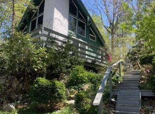 110 Cedar Dr, Newton, NJ 07860