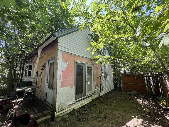 3rd image of 502 Manchester Street