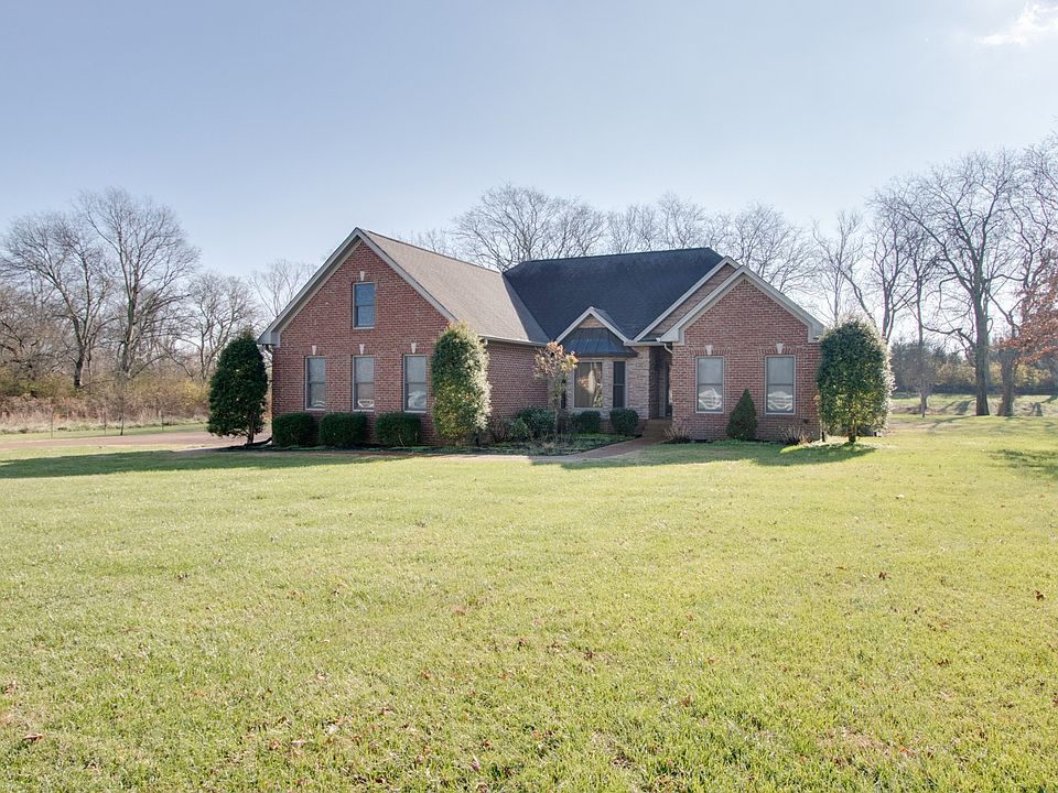 1124 Roundtree Dr Gallatin, TN Zillow Apartments for Rent in Gallatin