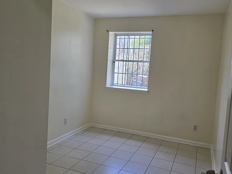631 Hunterdon St #1 — Photo 10