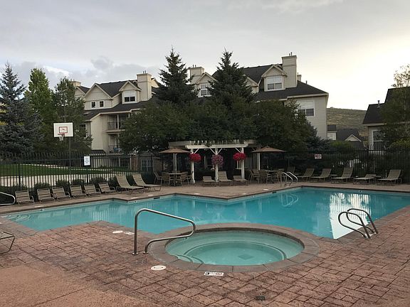 3rd image of 900 Bitner Rd APT P17