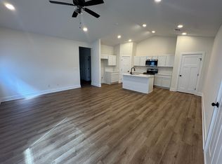 432 Briarbrook Ln, Wichita, KS 67219