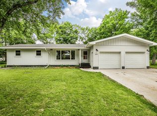 940 Hamlet Dr N, Avon, MN 56310