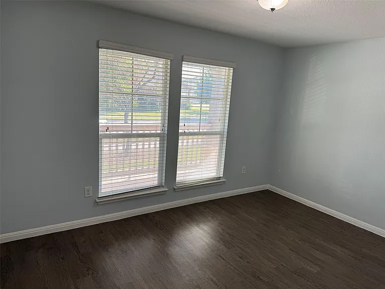 1520 Portchester Castle Path — Photo 10