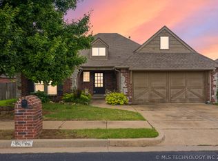 3212 N Gum Pl, Broken Arrow, OK 74012