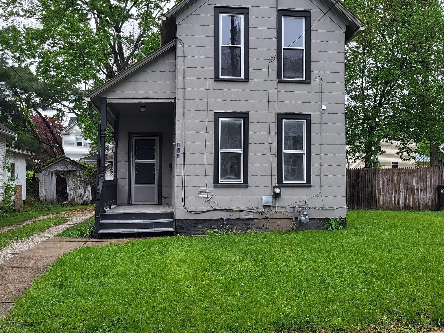 3 bed, 1080 sqft, $1,150 — Photo 1