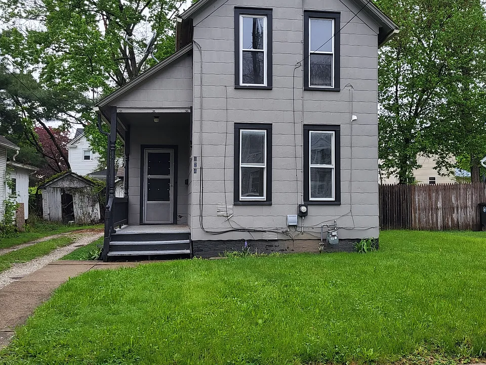 124 Westwood Ave