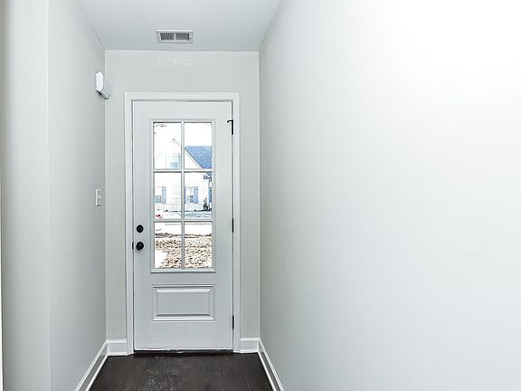3rd image of 3006 Makenlee St