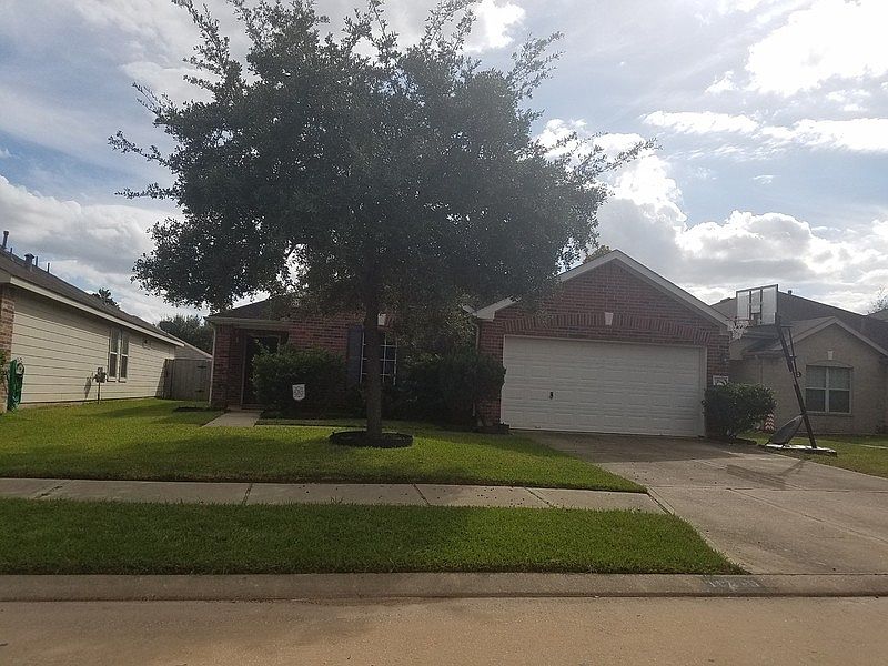1st image of 18219 Jills Way Ln