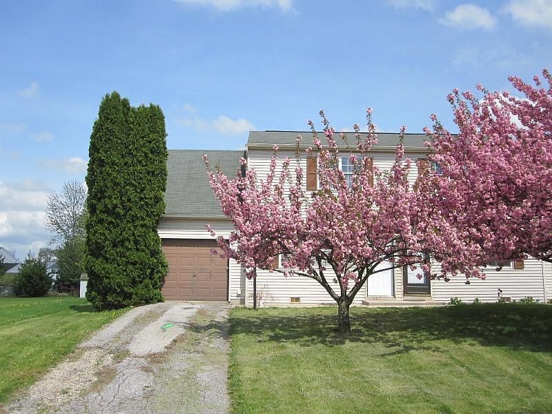 2nd image of 1642 Blue Jay Dr