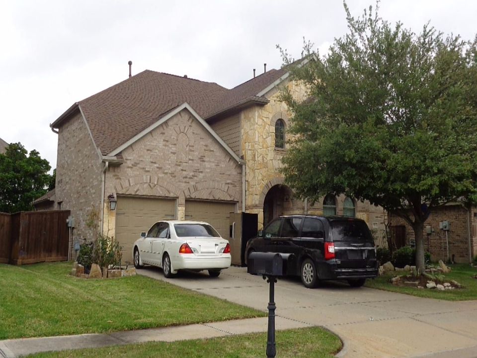 2nd image of 10927 Milano Ct