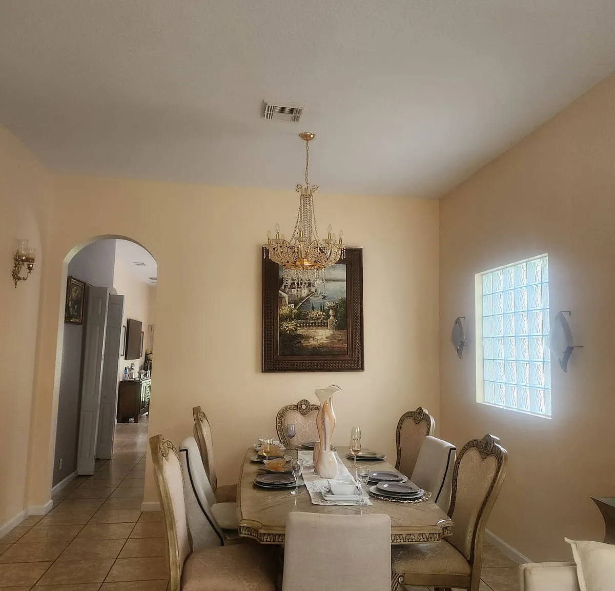 3 bed, 1936 sqft, $2,000 — Photo 1