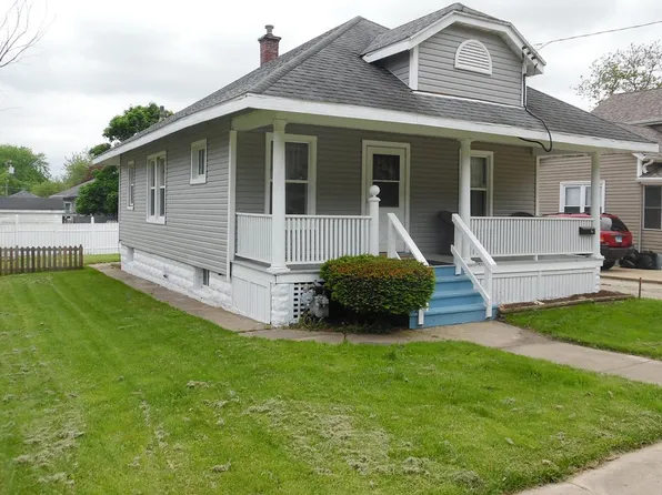 693 E Bluff St, Marseilles, IL 61341