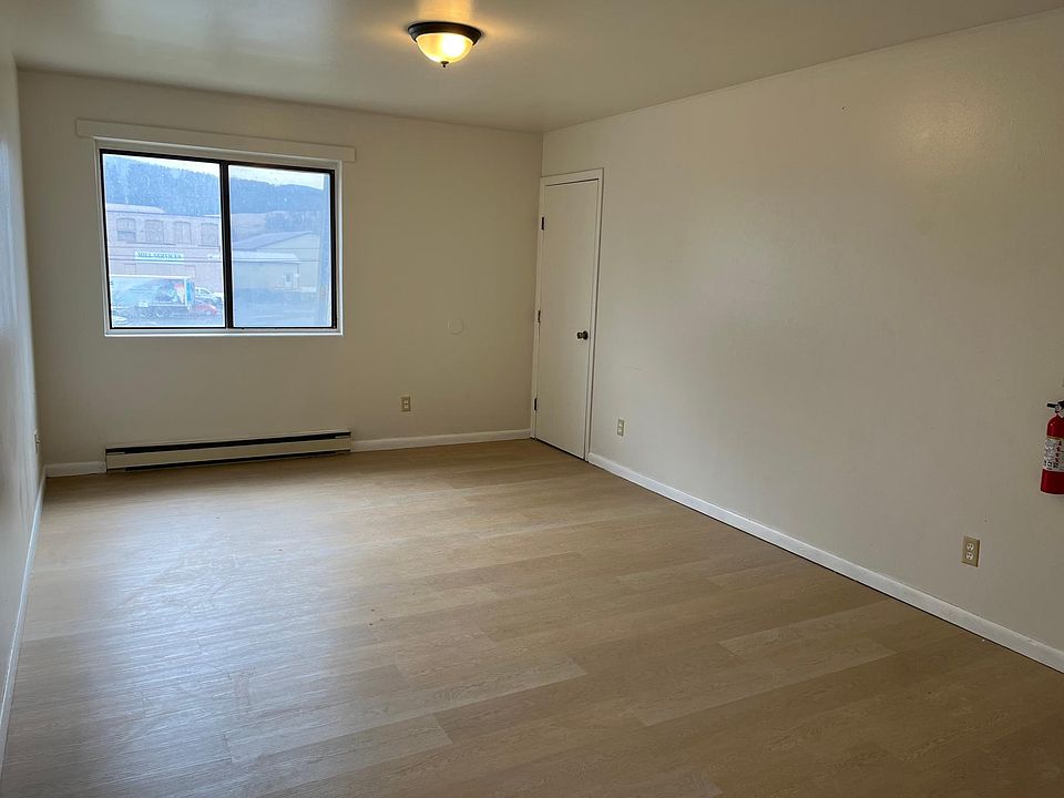 131 Macarthur Ave Cobleskill NY Zillow