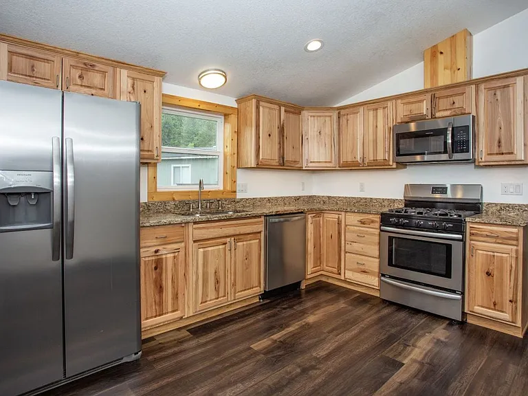 106 Reliance Dr — Photo 5