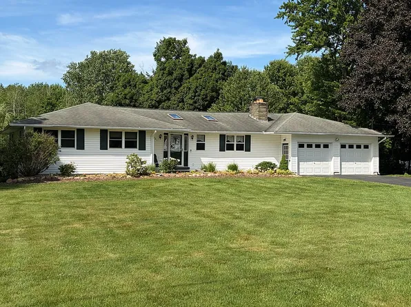 7321 Island Rd, Cicero, NY 13039