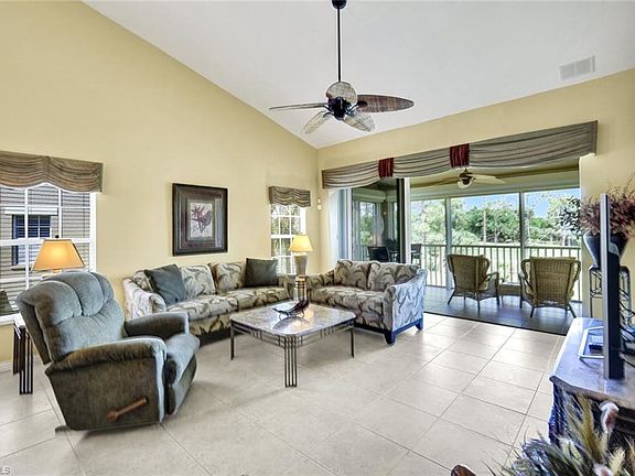 4th image of 20101 Seagrove ST #705