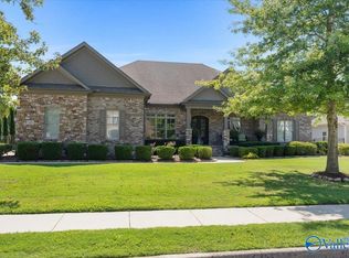10 Sotheby Pl, Gurley, AL 35748